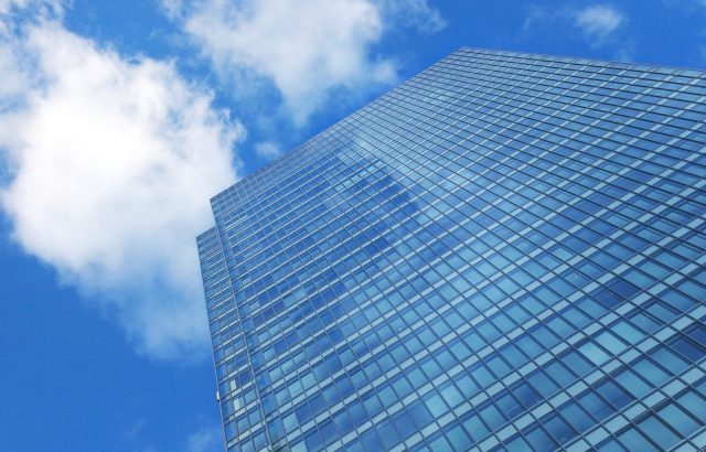 経団連が示唆：新卒採用ルール撤廃にあたって予想される影響とは？